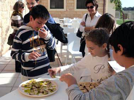 LECCE. Seminario informativo del programma europeo MedLS: “Dieta mediterranea e benessere: si inizia dai bambini”