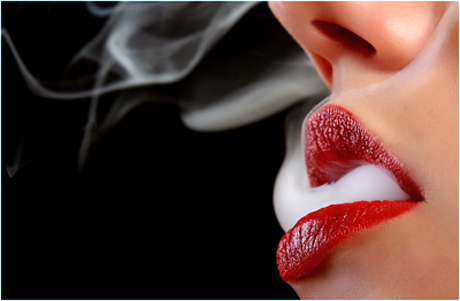 Gomme anti-tabacco, cerotti alla nicotina, spray nasale e pastiglie per smettere di fumare sono dannose