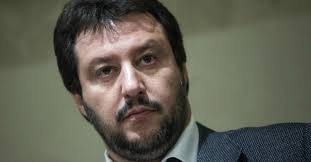 I 3 minuti di Matteo Salvini contro Renzi in Parlamento Europeo