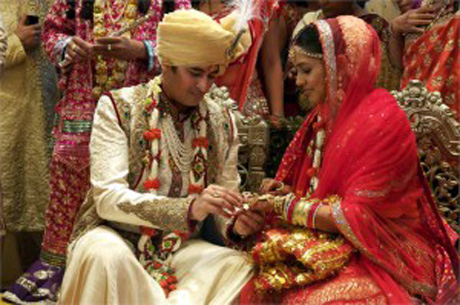 Matrimonio di lusso indiano in casa Marò