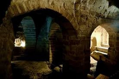 TARANTO. “Natale nell’Isola”. Taglio del nastro con un video-mapping firmato Nunnari-Musolino-Ciardo.