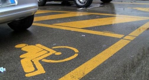 Multe ingiuste. Disabile 91nenne munita di pass per il parcheggio, multata nello spazio adibito alla sosta per gli invalidi dai Vigili Urbani di Lecce