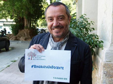 LECCE. Il giornalista e scrittore Franco Di Mare è il primo a sostenere la Settimana Italiana dell’Insegnante dall’11 al 16 maggio con #RingraziaUnDocente