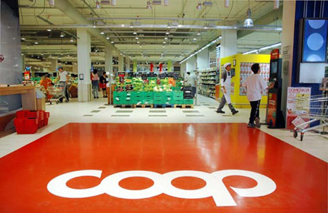 Sicurezza alimentare, avviso ai consumatori: dopo Auchan anche COOP richiama un lotto di carne in scatola ” Manzotin “