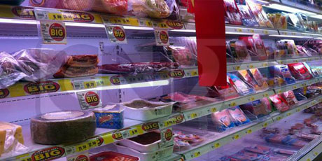Allerta alimentare: Auchan ritira dagli scaffali la “Carne Manzotin ” per contaminazione