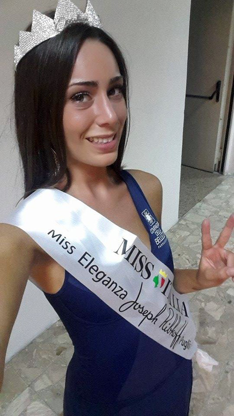 Rosalba Minervino è miss Eleganza Puglia