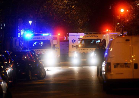 Francia sotto attacco, attentati e esplosioni: è strage