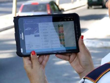 Anche a Lecce Vigili urbani con tablet per fare multe e controlli?