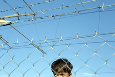 GROTTAGLIE. Presentazione del progetto fotografico “Open Borders – Sguardi migranti”