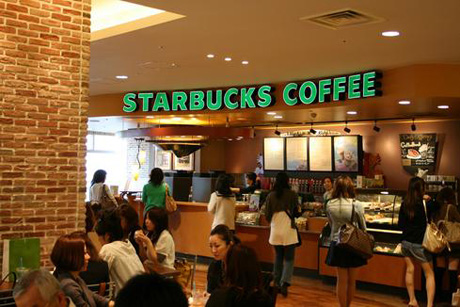 Starbucks ritira panini prima colazione per contaminazione da batterio “Listeria”