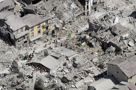 TARANTO. “Profondo cordoglio per le vittime del sisma e vicinanza alle famiglie colpite”