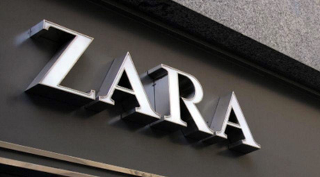 Zara, una delle catene leader dell’abbigliamento, accusata in USA di ingannare i clienti con meccanismi fraudolenti