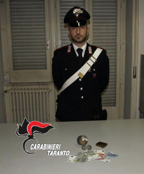 GROTTAGLIE. I Carabinieri arrestano un incensurato del posto per detenzione ai fini di spaccio di sostanze stupefacenti