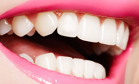 I denti possono auto-ripararsi grazie a una molecola?