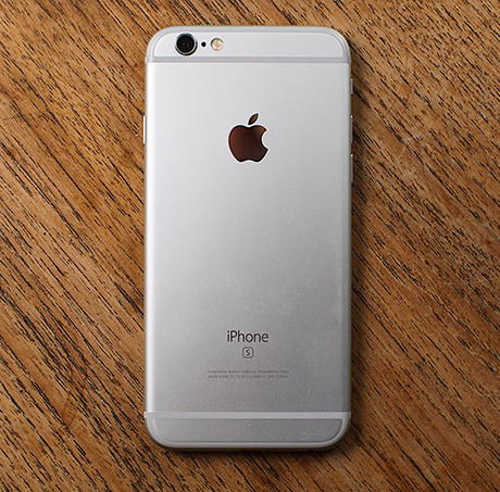 Possibile richiamo di iPhone 6S negli Emirati Arabi Uniti, che potrebbe costare ad Apple 7 milioni di dollari