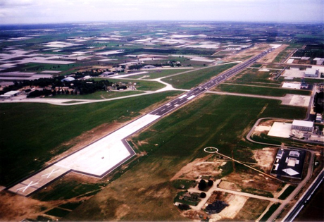 GROTTAGLIE. “L’aeroporto non può essere solo un aeroporto industriale ma deve essere abilitato a svolgere tutte le funzioni per cui è stato creato”