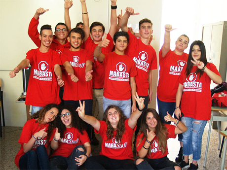 LECCE. Studenti del “Galilei-Costa” in finale al concorso internazionale Global Junior Challenge con la startup sociale “Mabasta”