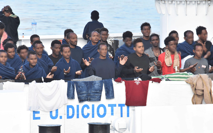 “Deboli loro e Deboli Noi ”.  Giovani Italiani contro il razzismo e per un Italia che costruisca un futuro