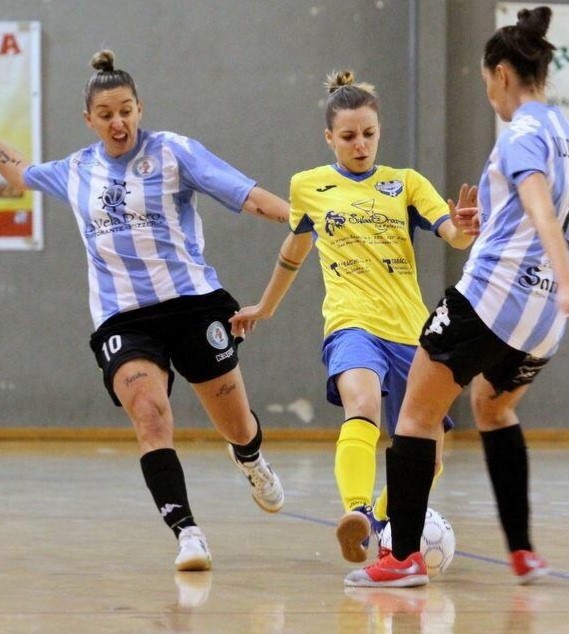 WOMAN FUTSAL CLUB GROTTAGLIE. Dopo la sconfitta interna con il Futsal Nuceria, un’altra settimana è trascorsa in modo sereno