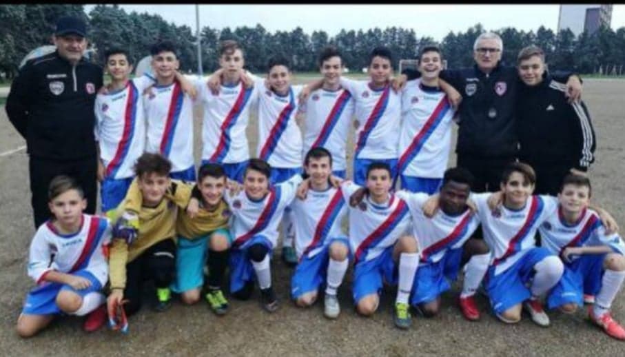 GIOVANISSIMI PROVINCIALI. Junior Taranto – Delfini Jonici: 4-0. Decidono le doppiette di Perrucci e Maggio