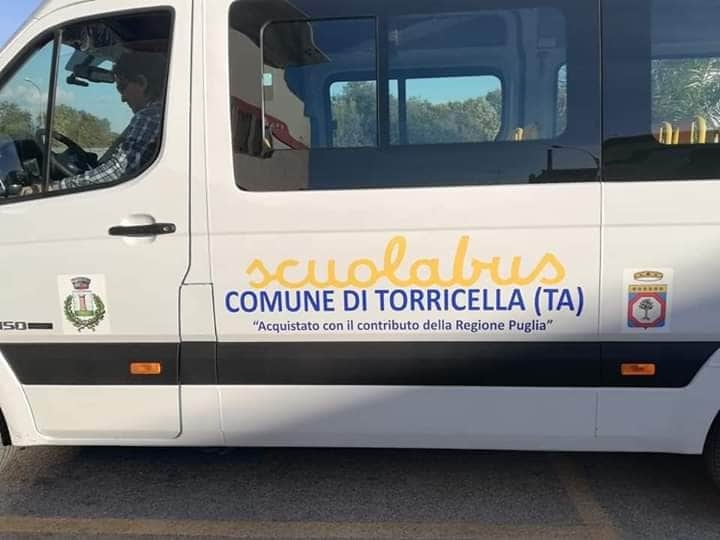 TORRICELLA. La Polizia stradale sequestra lo scuolabus. Incredibile ma vero!