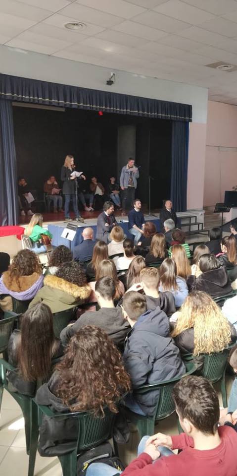 Manduria. COMMEMORAZIONE DEL GIORNO DEL RICORDO. SINERGIA TRA SCUOLA E COMUNE