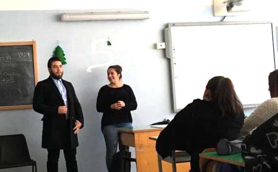 Manduria. “LEZIONI DI LINGUA E CULTURA AMERICANA AL LICEO DE SANCTIS GALILEI”