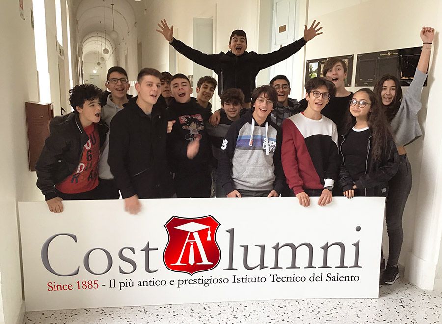 Ecco “CostAlumni”, la nuova startup dei ragazzi del Costa, una community di diplomati da …135 anni