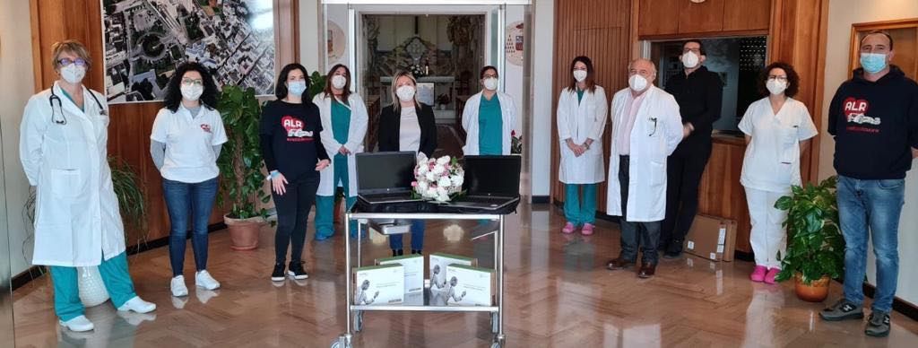 ALR dona all’Ospedale “Panico” di Tricase computer portatili e access point