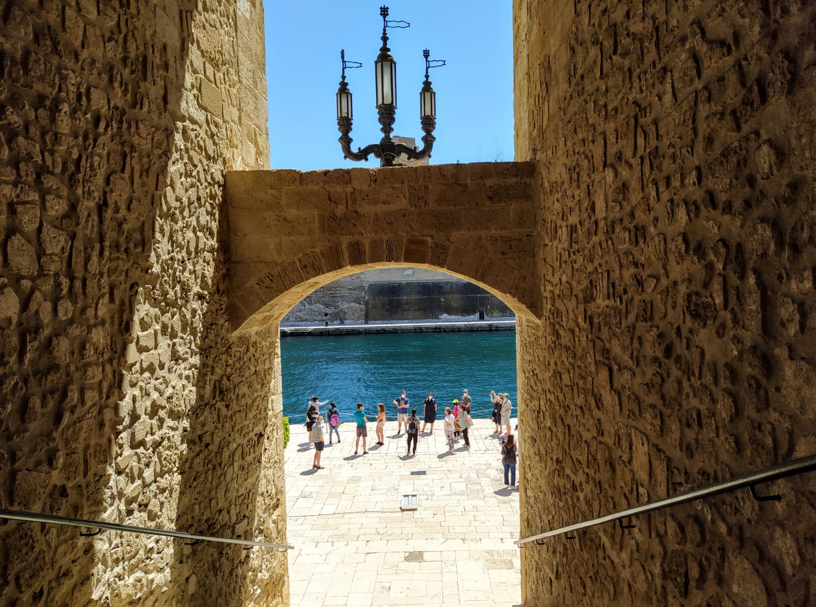 MSC. Molti turisti si trattengono in città. Imbarcati a Taranto altri 188 crocieristi.  Chianese e Azzaro: “Siamo sulla strada giusta”