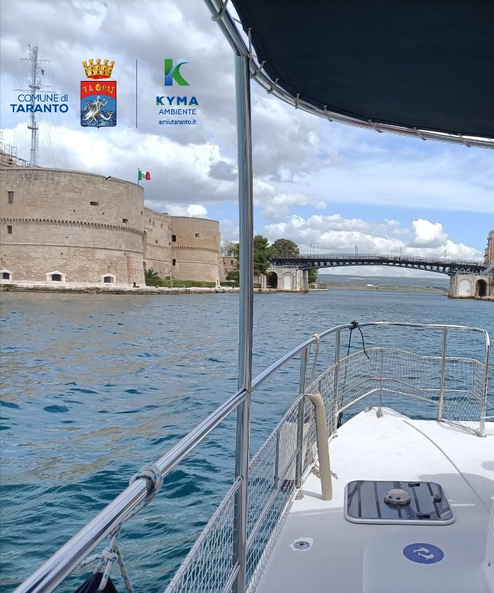 Taranto. GIORNATA EUROPEA DEL MARE A BORDO DEL CATAMARANO EXTRAORDINARIA