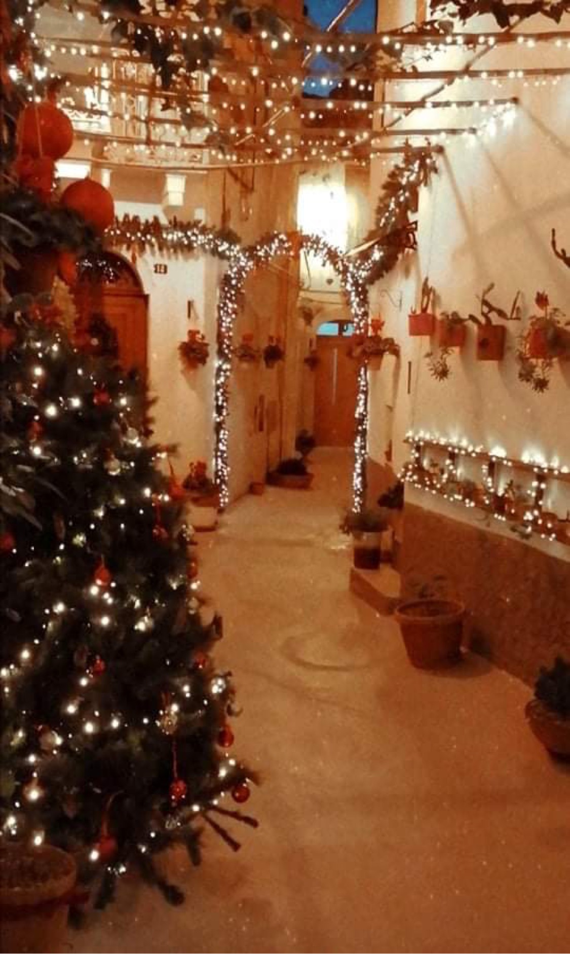 GROTTAGLIE. Luci, eventi e passeggiate nel centro storico: c’è aria di Natale nella città della ceramica